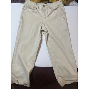 NYDJ Marilyn Straight Crop capris Women Size 8 Beige Lift Tuck Technology
